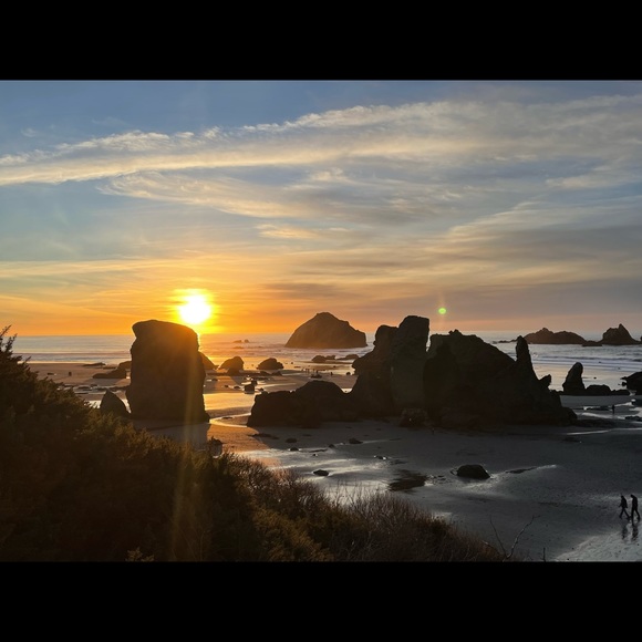 Meet your Posher, Heidi - Picture 2 of 5